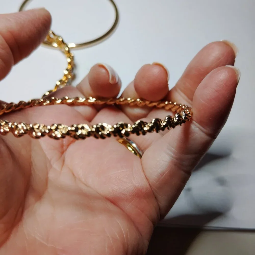 Lot of 5 Gold Tone Bangles – Mixed Textures, Stackable, Like New Condition